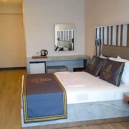 Byakkan Hotel *